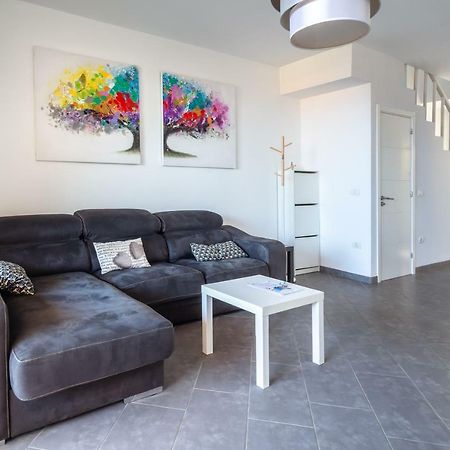 Casa Parque Tropical Ocean View Apartment Los Cristianos  Bagian luar foto